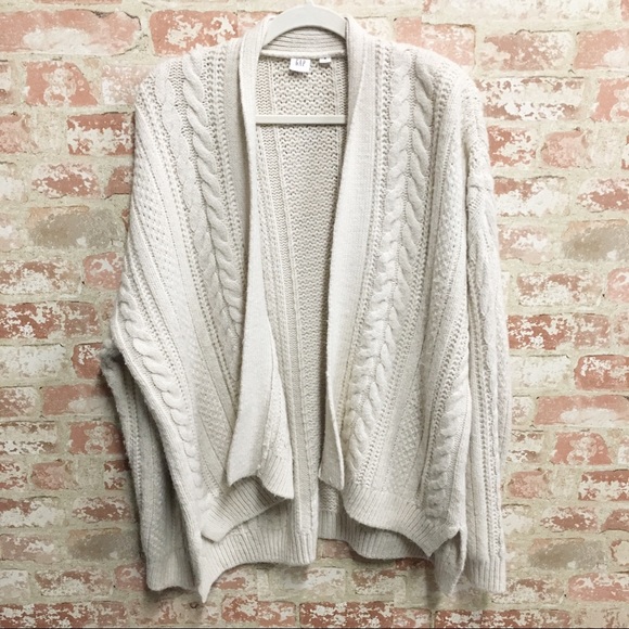 GAP Sweaters - GAP Chunky Oversized Cable Knit Cream Cardigan